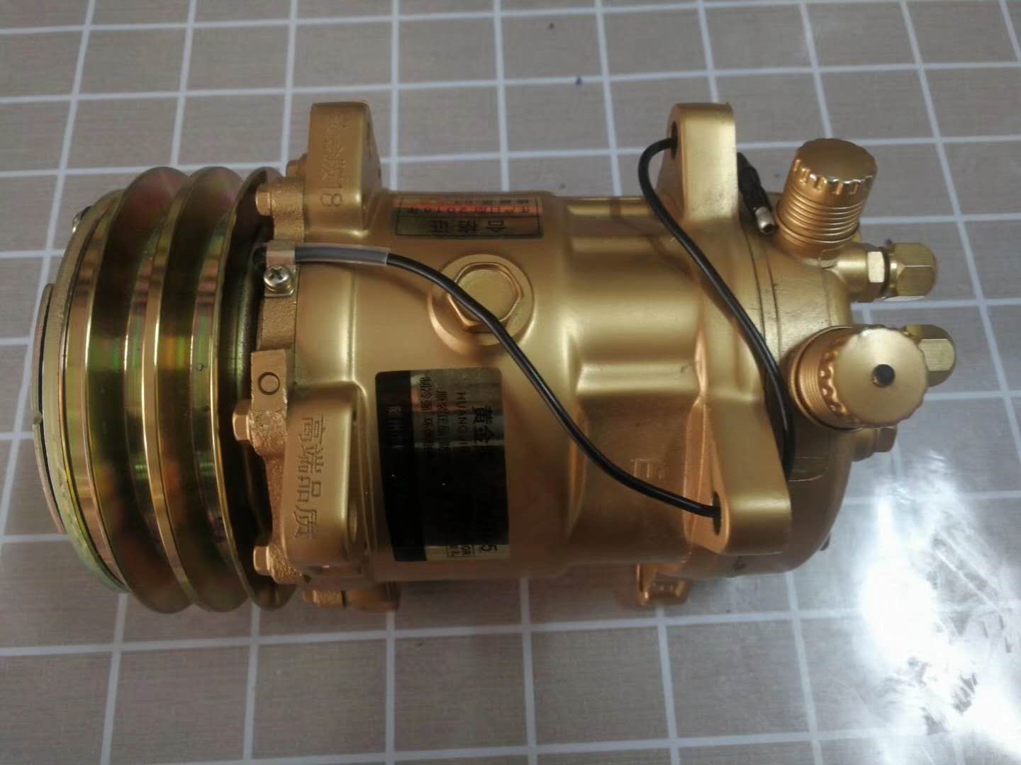 多利卡危貨車裝原裝粵龍黃金版汽車空調 多利卡危貨車裝原裝粵龍黃金版汽車空調